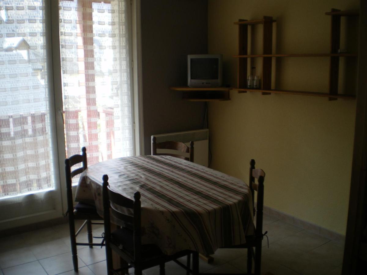 Agreable Studio A 400 M Du Centre Ville De Luz ลูซ-แซ็ง-โซเวอร์ ภายนอก รูปภาพ